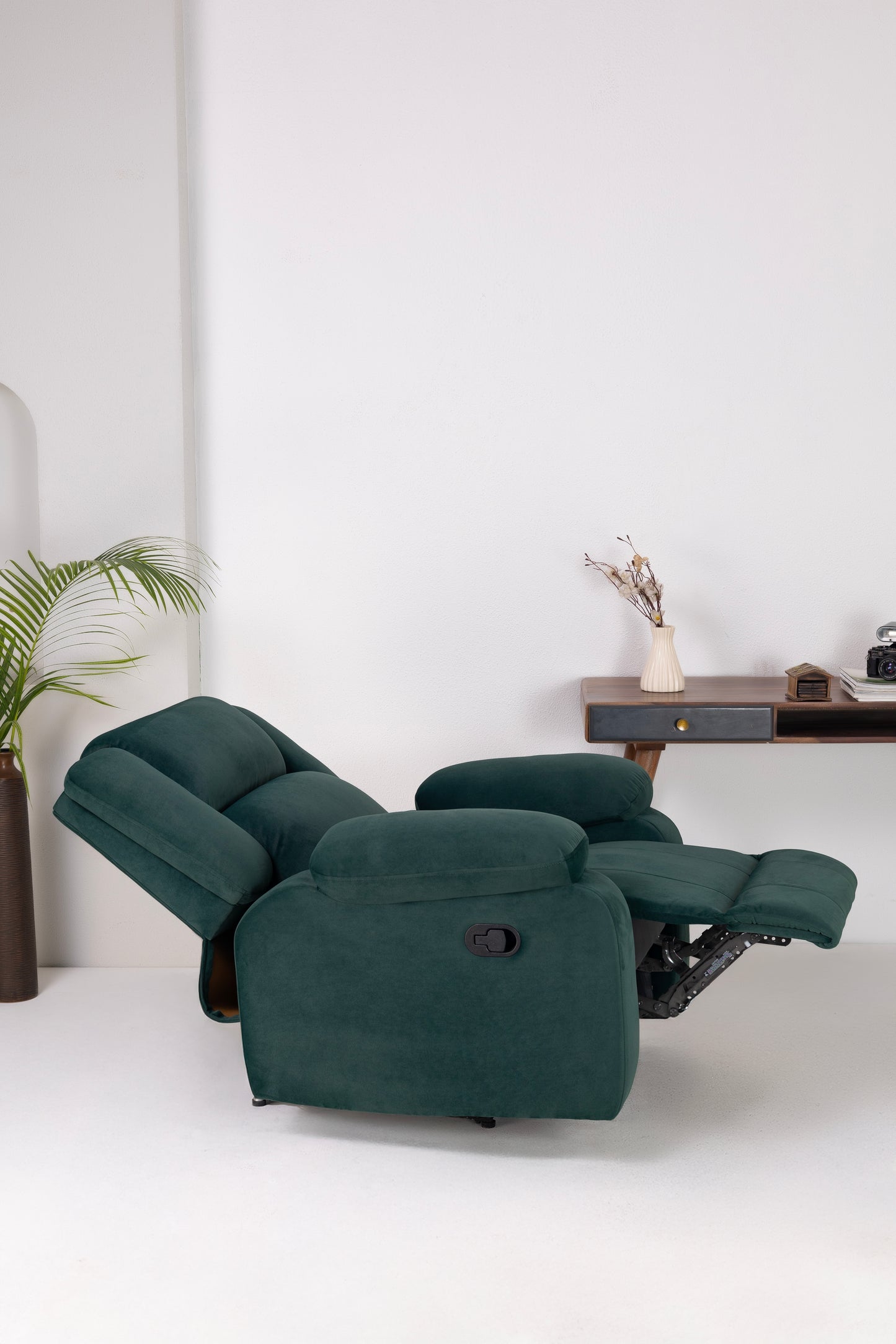 Fabric Recliner 1 Seater Sofa Chair for Living Room Home Office | Classy Calm Motorized Recliner Lounge Chairs Green)
